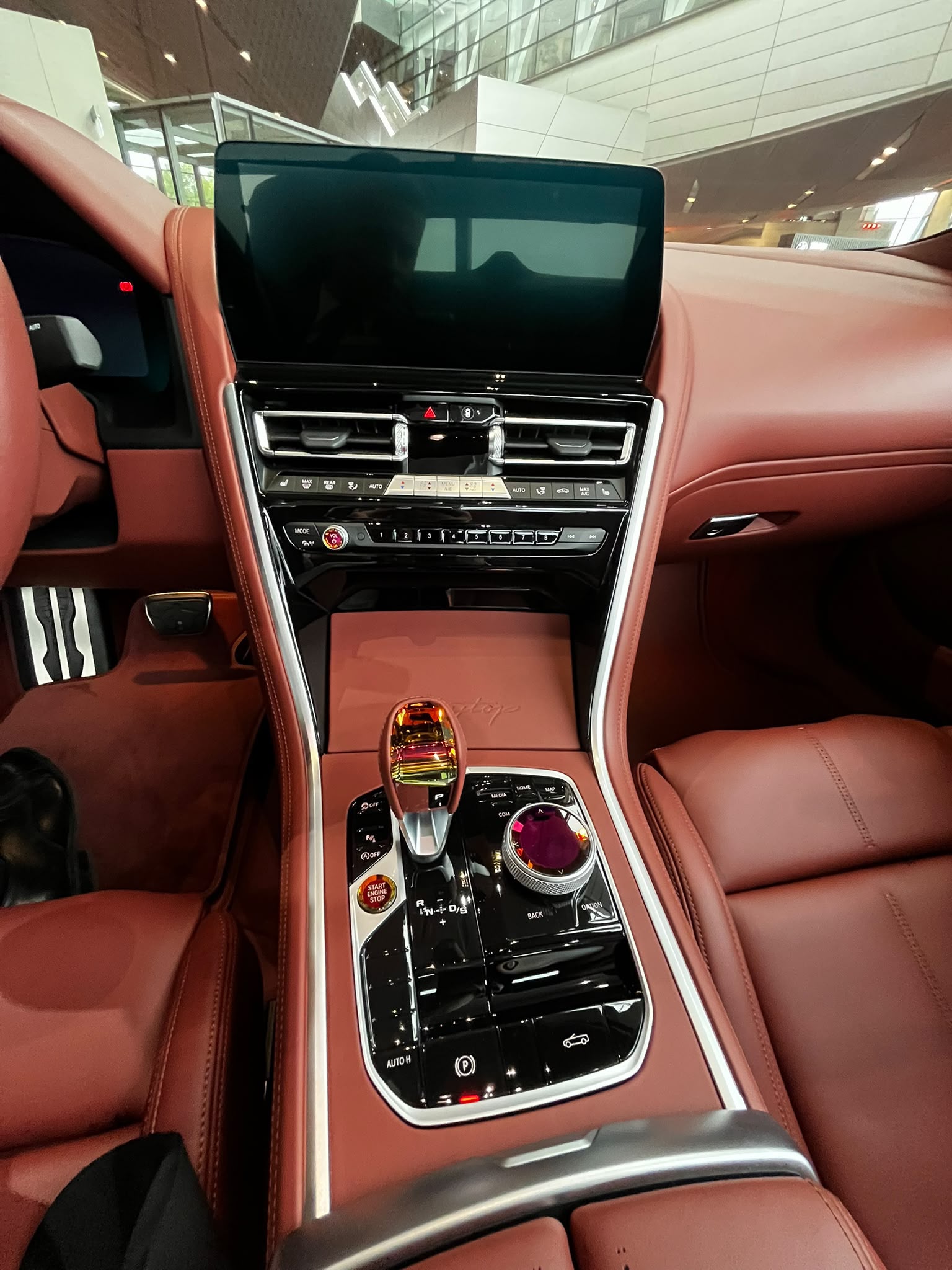 BMW Skytop podczas odbioru w BMW Welt, zdjęcie 15